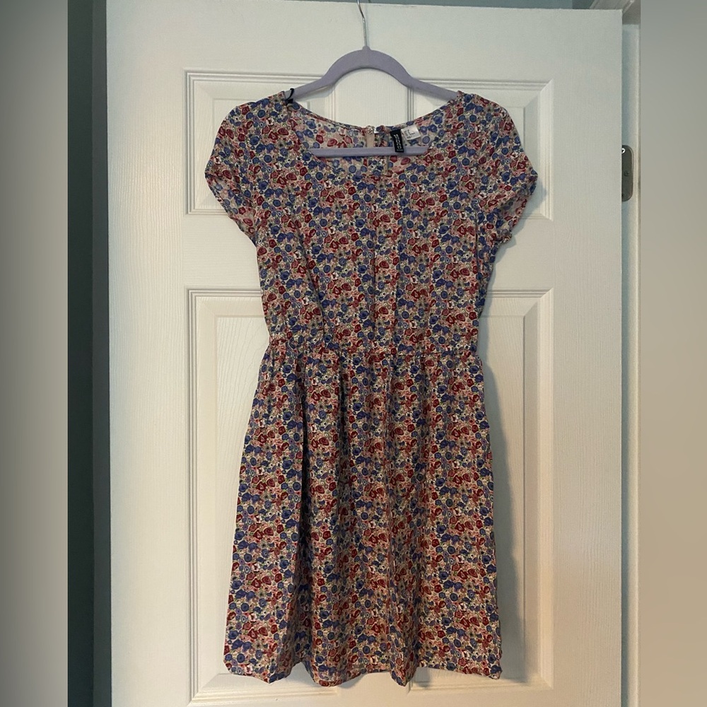 Quite little summer dress🌸